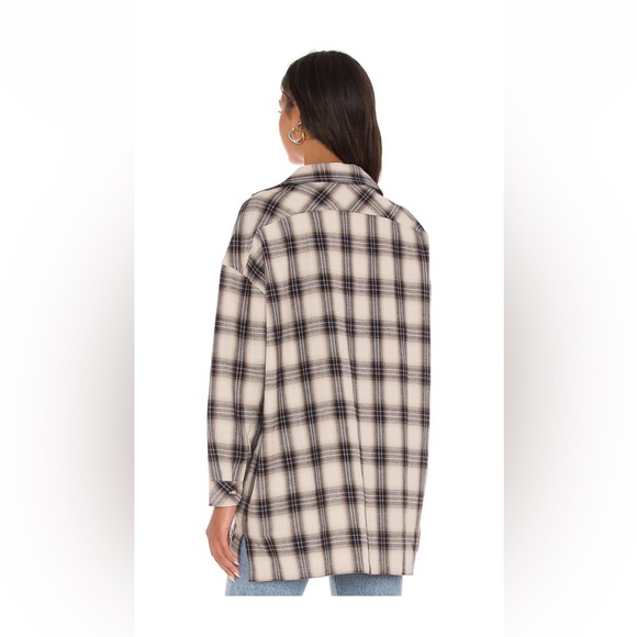 Lovers and Friends Gela Oversized Top - Picture 4 of 8